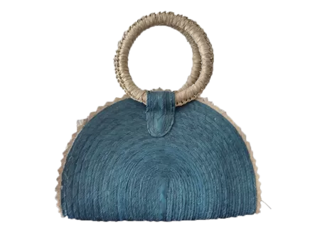 Bolsa artesanal de palma modelo quesadilla turquesa
