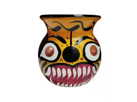 Golden-eyed tiger clay jug